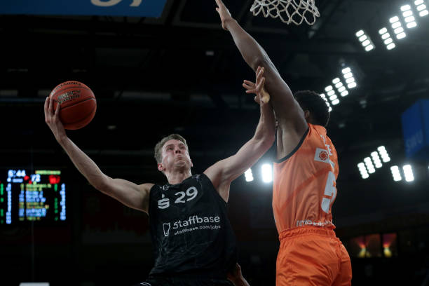 小马的进攻 小马的进攻